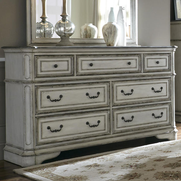 Liberty Furniture Industries Inc. Magnolia Manor 7-Drawer Dresser 244-BR31 IMAGE 1